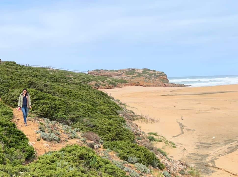 hiking along Praia da Bordeira