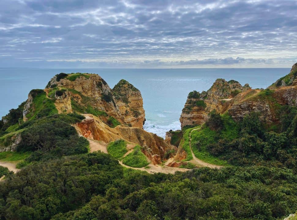 existing dirt trails along the cliffs of the algarve