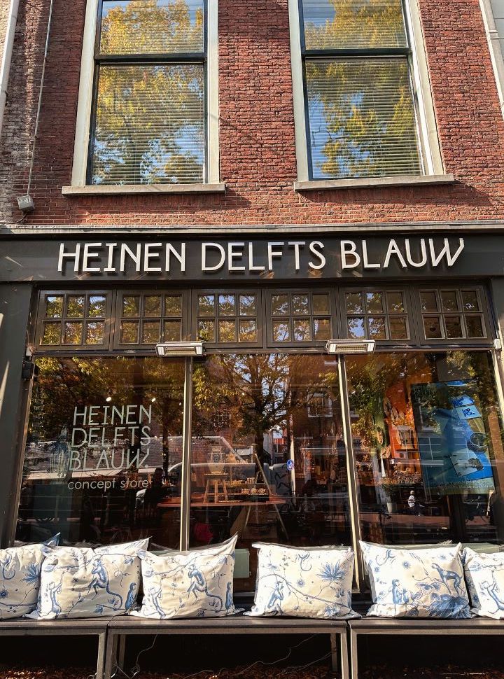 the facade of the heinen delfts blauw concept store in delft