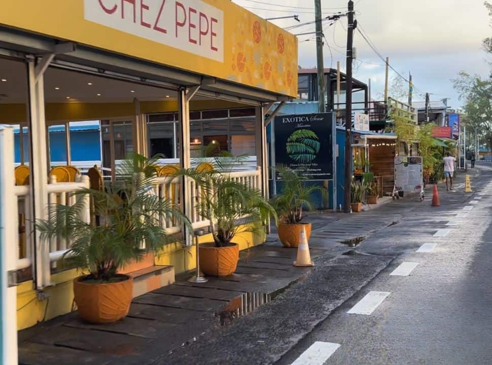 row of restaurants at Flic en Flac